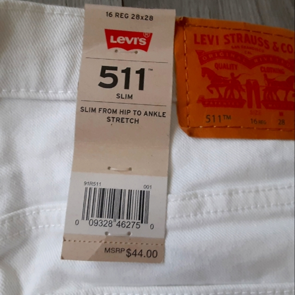 Levi 511 slim white jeans sz. 16 regular